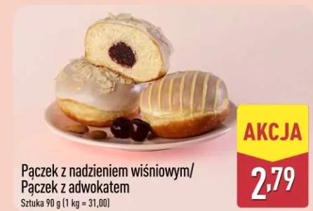 Pączek z nadzieniem wiśniowym