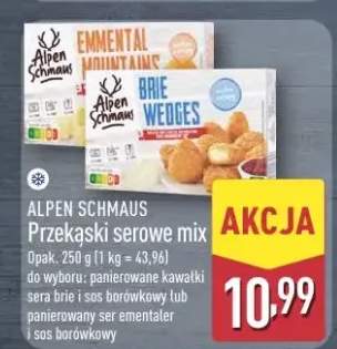 Przekąski serowe mix do wyboru: panierowane kawałki sera brie i sos borówkowy panierowany ser ementalel i sos borówkowy